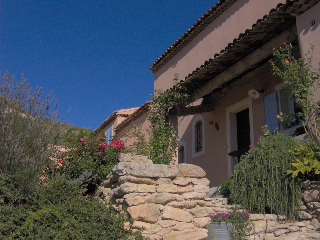 Le Mas De Pie Caud Bed & Breakfast Rognes Exterior photo