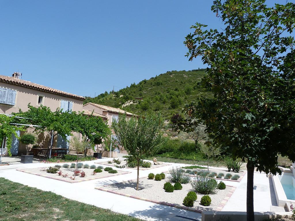 Le Mas De Pie Caud Bed & Breakfast Rognes Exterior photo