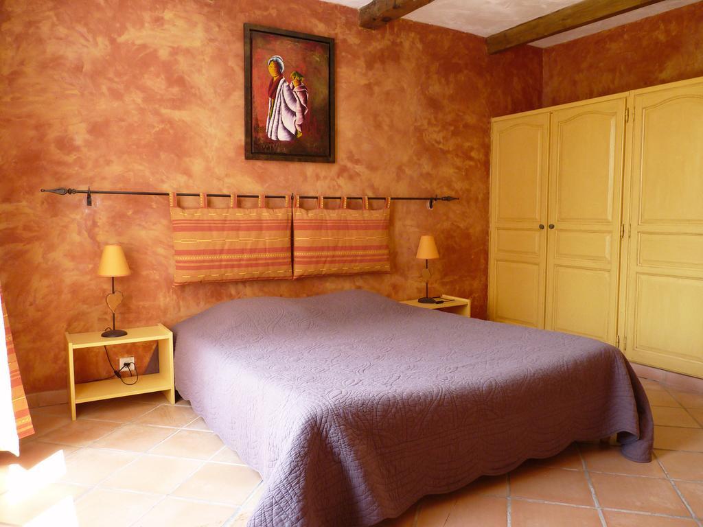 Le Mas De Pie Caud Bed & Breakfast Rognes Exterior photo