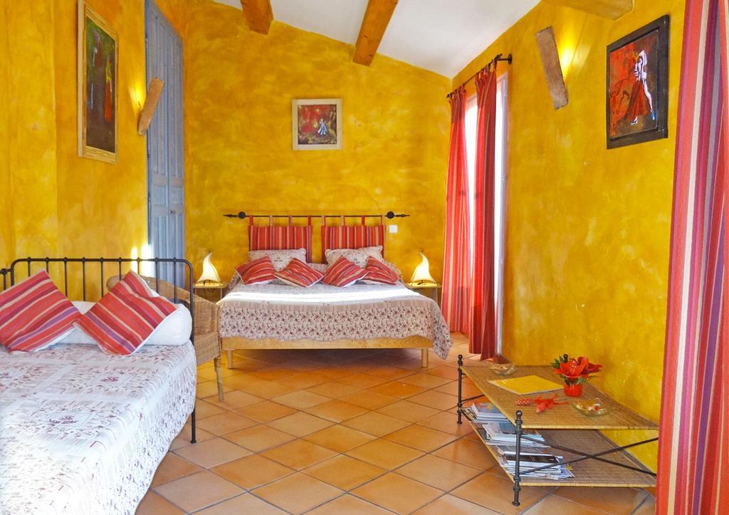 Le Mas De Pie Caud Bed & Breakfast Rognes Exterior photo